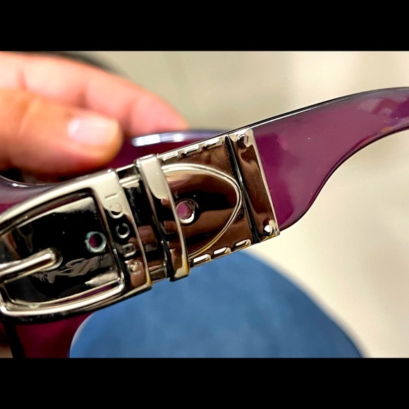 Gucci Sunglasses - Picture 7 of 8